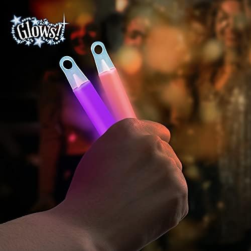 Glow Fever 100 Glow Sticks with Lanyards