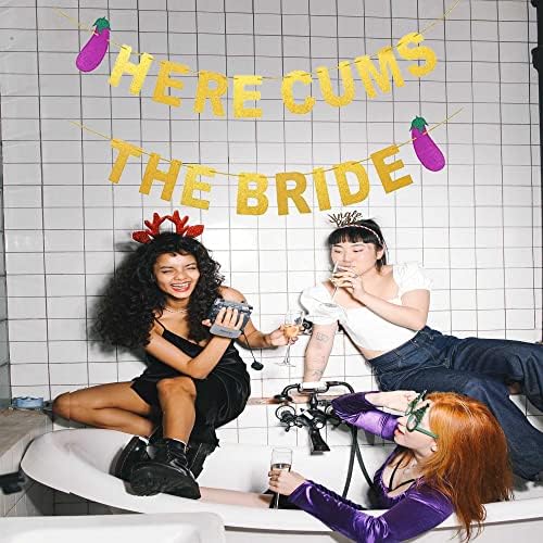 Ucity Here Comes The Bride Gold Glitter Banner