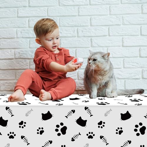 4 Pack Cat Tablecloth with Paw Print and Bone Design