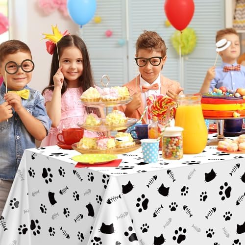 4 Pack Cat Tablecloth with Paw Print and Bone Design