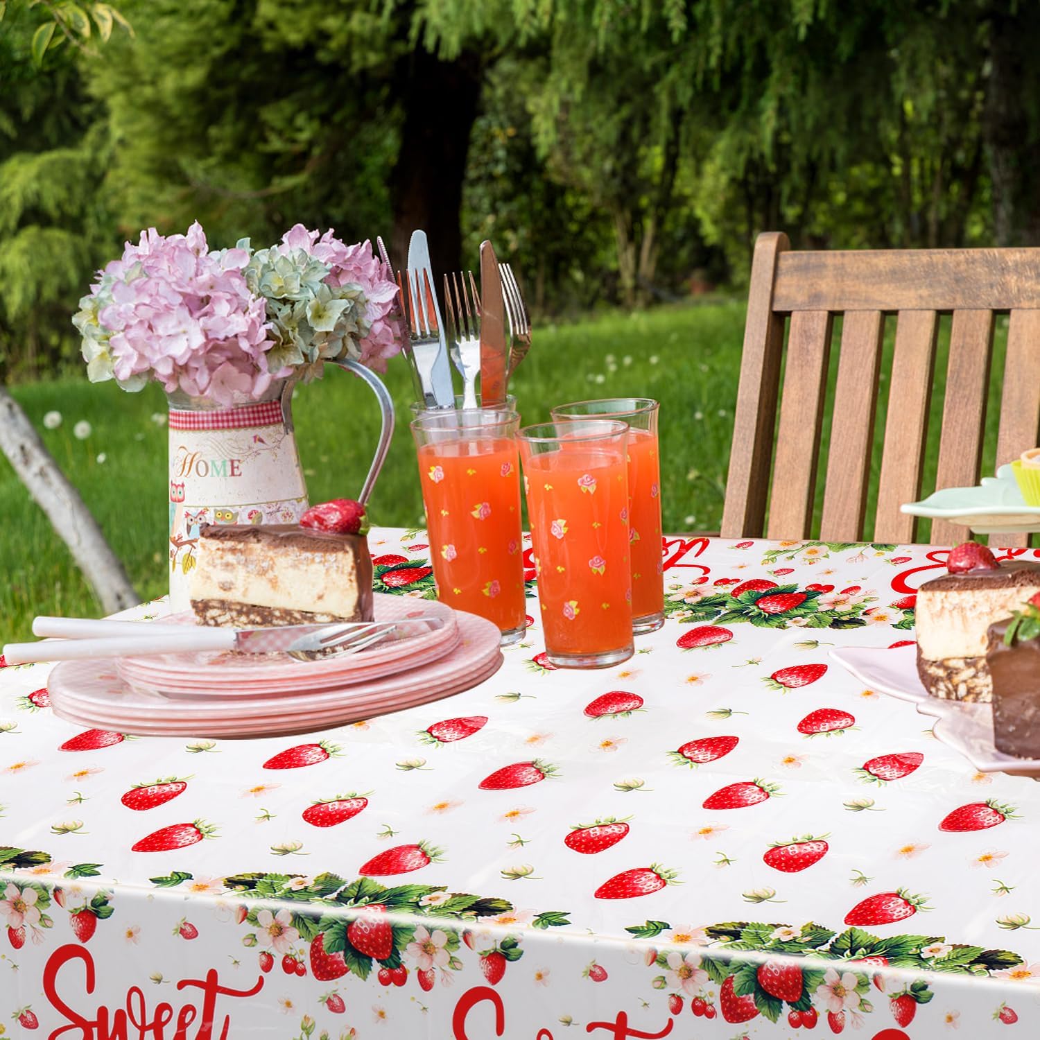 2pcs Strawberry Themed Tablecloth for Birthday Parties
