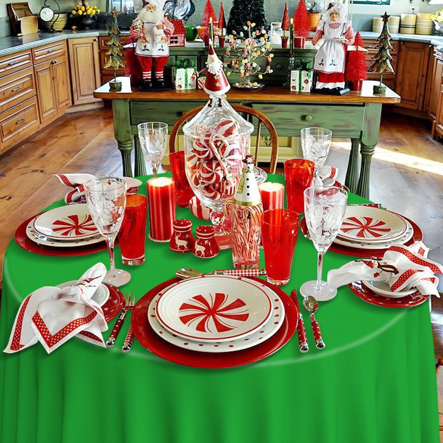 Christmas Round Plastic Tablecloth 84In 6 Pack