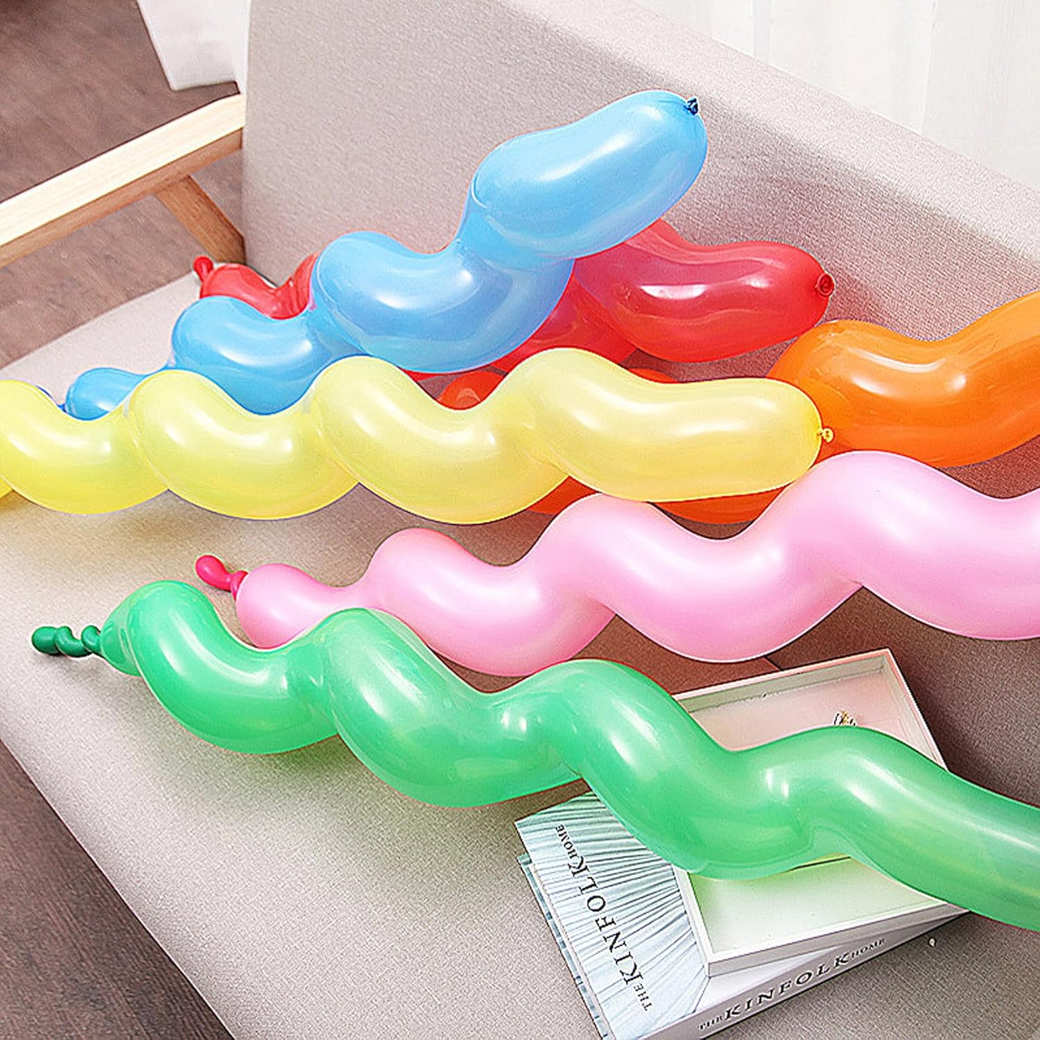 100 Pcs Latex Spiral Balloons for Birthday Parties